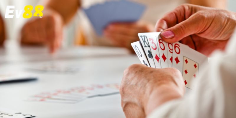Hướng Dẫn Cách Chơi Baccarat Trực Tuyến EV88 Cho Newbie 2 Hướng Dẫn Cách Chơi Baccarat Trực Tuyến EV88